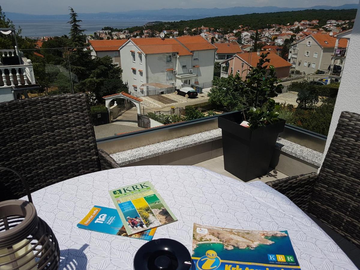 Villa Jeka, Malinska, Krk Buitenkant foto
